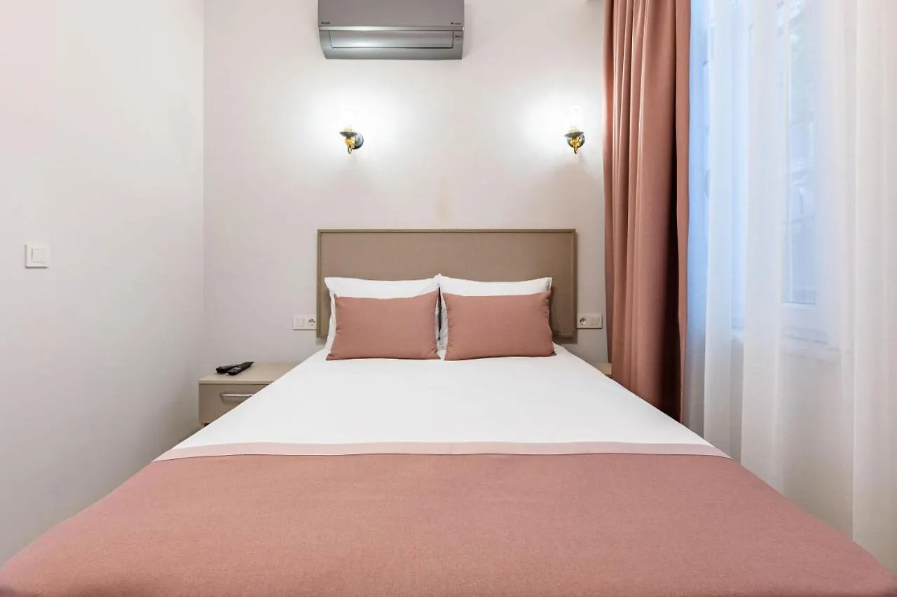 Duplex House Near Trendy Attractions In Sisli Apartment Istanbul