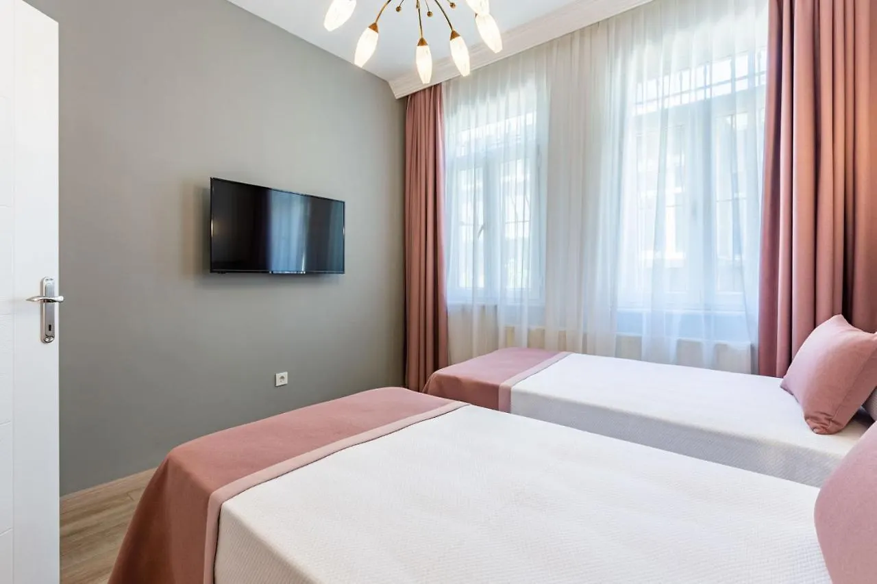Duplex House Near Trendy Attractions In Sisli Apartment Istanbul 0*,  Turkey